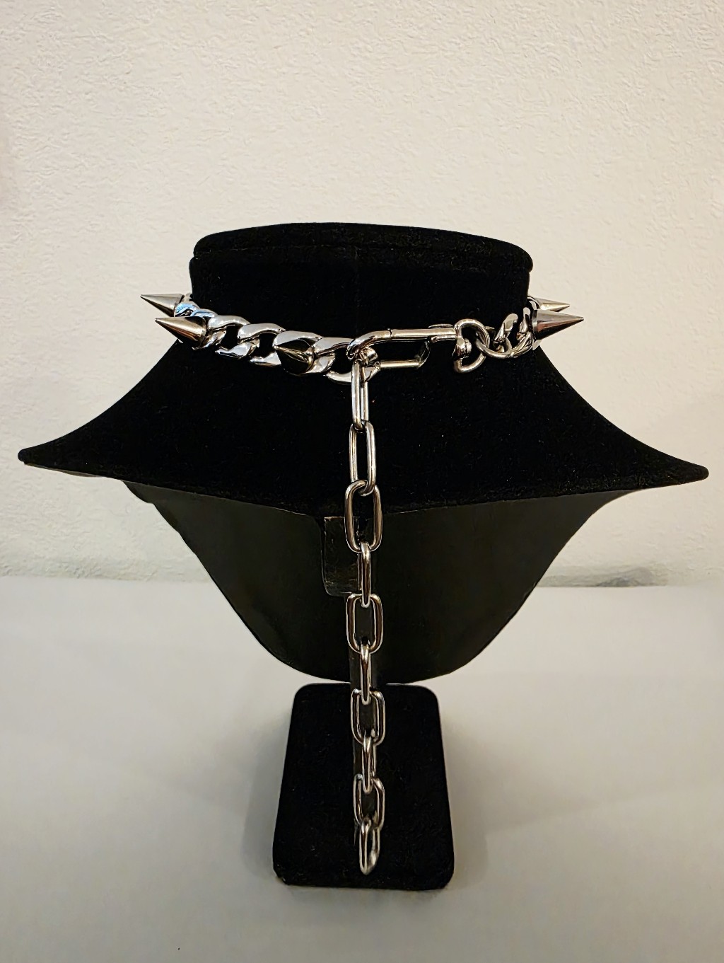 Vitaly Frenzy Stainless Steel Choker Necklace Spikes Adjustable Chain Unsex New — image 5 of 5